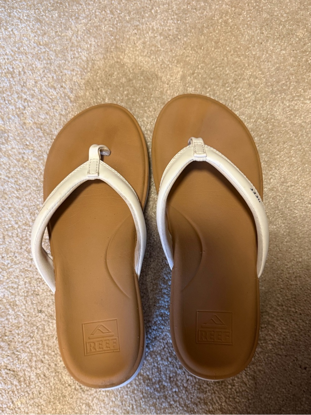 Reef Women’s White Strap Tan Footbed Thong Sandals